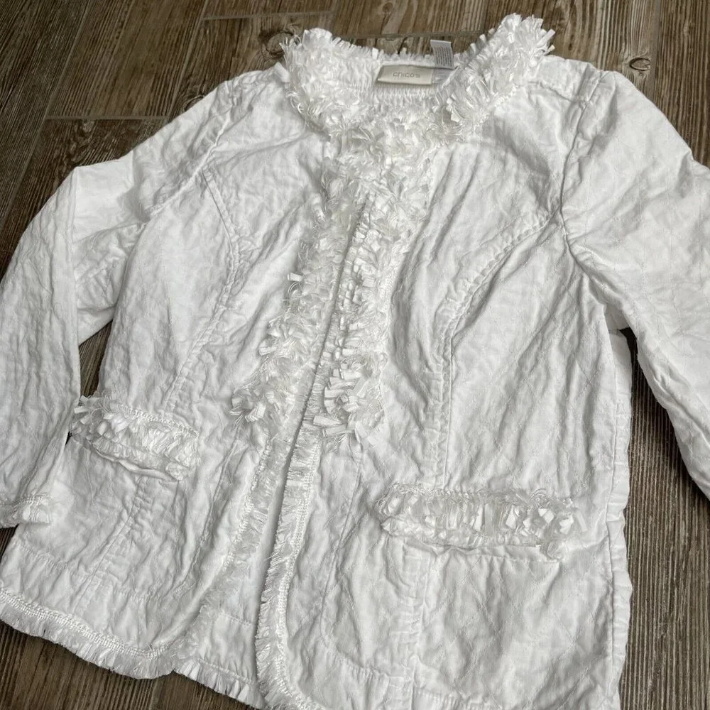 Chicos excellent preowned